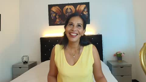 Snapshot of shanon_mature_ chatting on 05-27-26, 07:44 Shanon online show from 05-27-26, 07:44