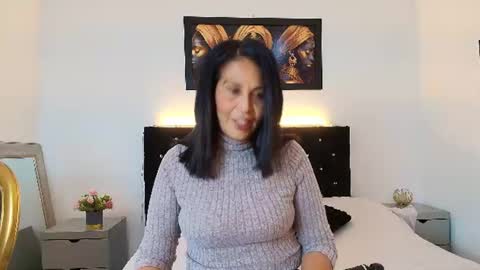 Snapshot of shanon_mature_ chatting on 06-10-26, 07:24 Shanon online show from 06-10-26, 07:24