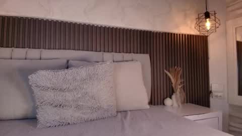 SHANON online show from 02-03-26, 07:19