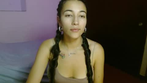 Snapshot of shantal_d03 chatting on 12-19-24, 02:34 shantal_d03 online show from 12-19-24, 02:34