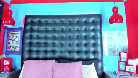 shantal_ferrer3 online show from 10-15-25, 05:02