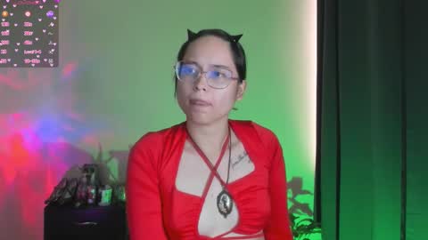 Cat-FOLLOWME and we talk IGshantal cerezo online show from 11-20-25, 08:41