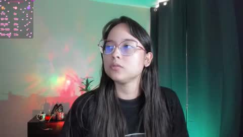 Cat-FOLLOWME and we talk IGshantal cerezo online show from 12-18-25, 08:04