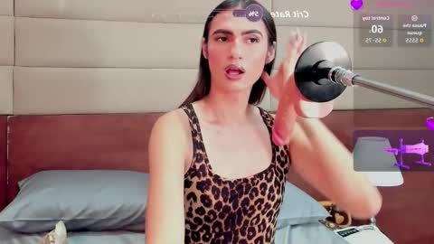 Snapshot of shantall_skinny chatting on 09-14-25, 03:38 Shantall online show from 09-14-25, 03:38