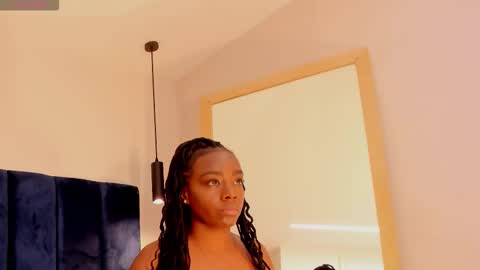 Shantall Miller online show from 01-05-26, 05:27