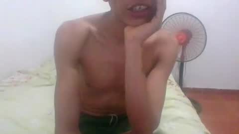Snapshot of shantalys_beauty chatting on 03-18-26, 05:21 shantalys_beauty online show from 03-18-26, 05:21