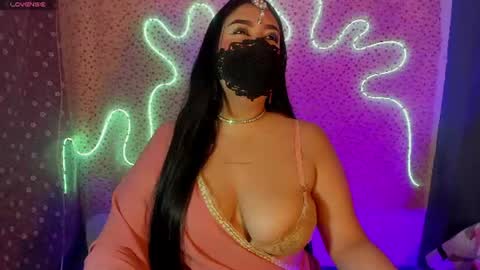 Snapshot of shantatiaree chatting on 06-20-26, 10:07 SHANTAL online show from 06-20-26, 10:07