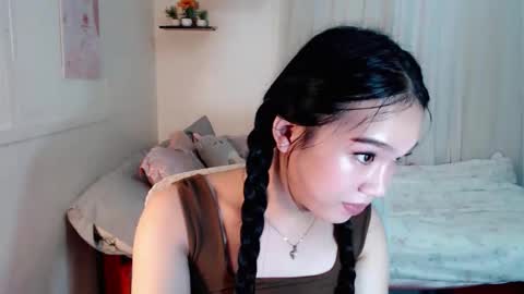 Snapshot of shantel_xx chatting on 04-17-26, 12:52 Shantel online show from 04-17-26, 12:52
