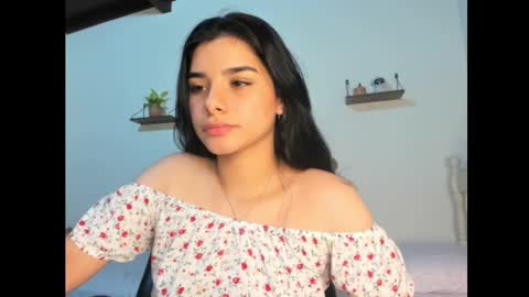 Snapshot of shara_jones chatting on 12-11-24, 02:41 Sara online show from 12-11-24, 02:41