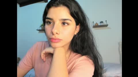 Snapshot of shara_jones chatting on 12-12-24, 06:03 Sara online show from 12-12-24, 06:03