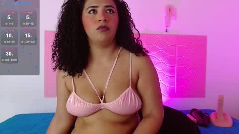 sharamadison online show from 11-25-25, 01:22