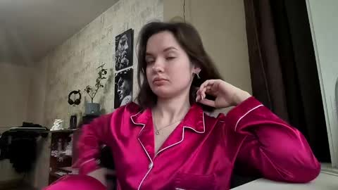 Nika online show from 05-04-26, 10:28