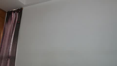 sharickleon11 online show from 10-23-25, 09:02