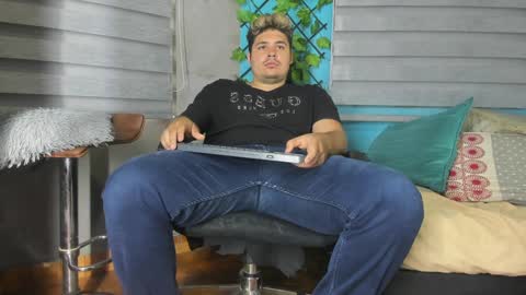 jhon deibyd online show from 01-07-25, 01:46