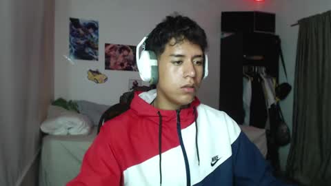 Snapshot of sharky_g chatting on 01-02-25, 10:16 Frqnko online show from 01-02-25, 10:16