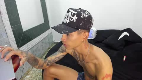 Sharlot07 online show from 02-24-25, 04:49