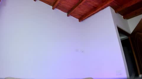 Hi fiends ---- I usually start online from Monday to Friday from 1000 am Saturdays and Sundays at 600 am Colombia time online show from 02-15-26, 09:41