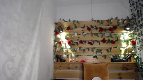 Sharol online show from 02-25-25, 03:31