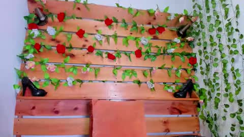 Sharol online show from 09-15-25, 03:39