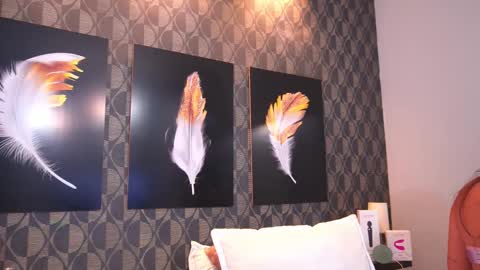 Sharom  online show from 02-19-26, 07:21