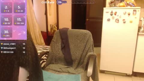 Snapshot of sharon_amore chatting on 10-11-25, 05:50 Helena online show from 10-11-25, 05:50