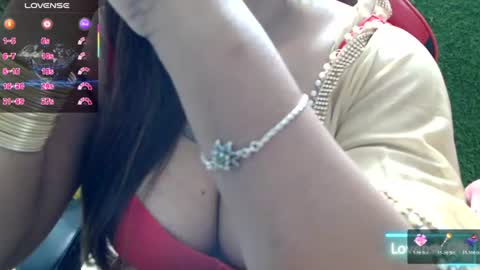 Snapshot of sharon_cutiepie chatting on 07-17-26, 01:51 Khushi online show from 07-17-26, 01:51