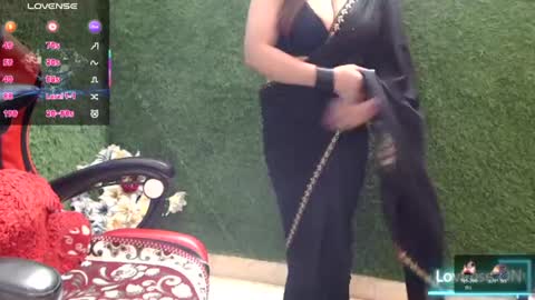 Snapshot of sharon_cutiepie chatting on 07-18-26, 08:18 Khushi online show from 07-18-26, 08:18