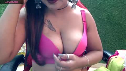 Snapshot of sharon_cutiepie chatting on 07-22-26, 08:50 Khushi online show from 07-22-26, 08:50