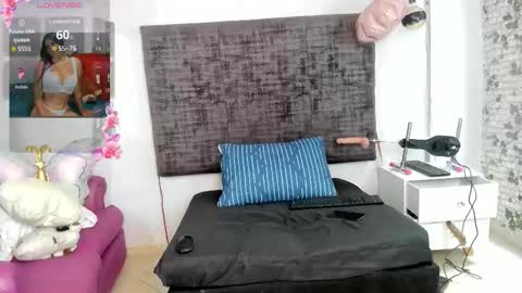 sharoncute16 online show from 11-08-25, 05:56