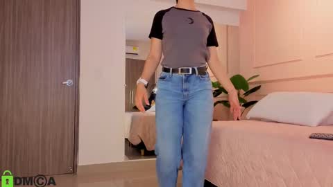 Sharon online show from 11-21-25, 03:49