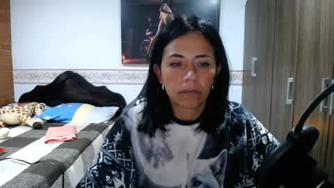 Snapshot of sharoon__cherry_ chatting on 05-06-26, 10:53 sharon online show from 05-06-26, 10:53
