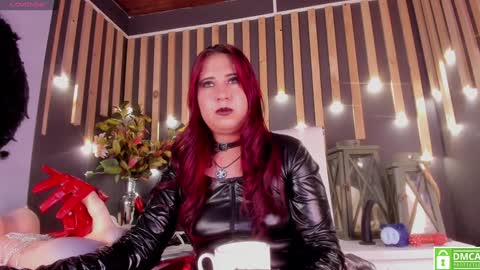 Snapshot of sharoon_gold chatting on 01-15-25, 03:00 Your mistress Sharon online show from 01-15-25, 03:00