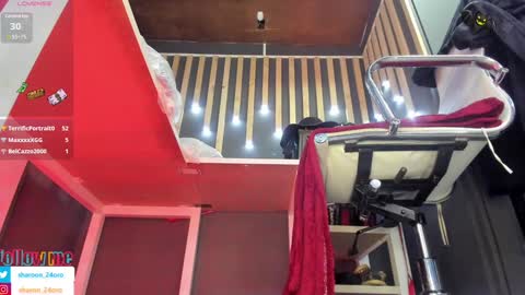 Snapshot of sharoon_gold chatting on 02-04-25, 01:45 Your mistress Sharon online show from 02-04-25, 01:45