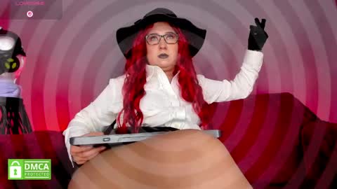 Snapshot of sharoon_gold chatting on 04-30-26, 05:14 Your mistress Sharon online show from 04-30-26, 05:14
