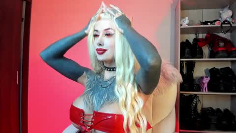 Antonia online show from 01-21-25, 12:18