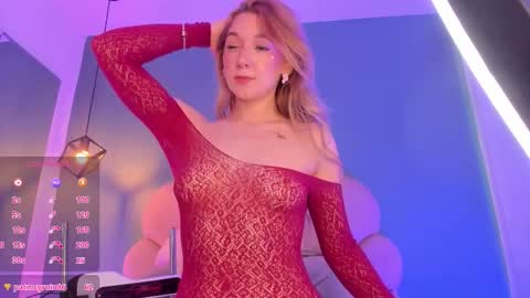 Shantall online show from 12-21-25, 04:47