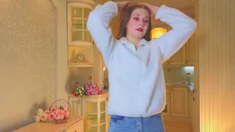 Alexandra online show from 11-24-25, 04:01