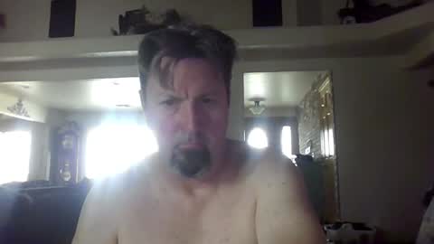 Snapshot of shavycrocket chatting on 02-20-26, 08:31 shavycrocket online show from 02-20-26, 08:31
