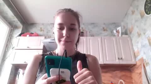 Annette online show from 02-03-26, 07:46