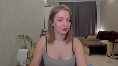 shawty__mariaa online show from 10-05-25, 11:19