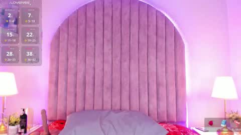 Shayla Davis  online 240 pm - 1000 pm online show from 11-06-25, 07:59