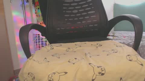 Snapshot of shayna_cute chatting on 06-20-26, 09:28 Shayna online show from 06-20-26, 09:28