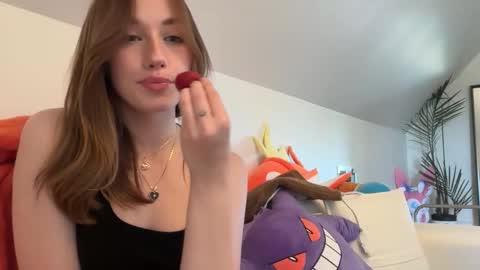 Snapshot of sheababyyy chatting on 06-03-26, 10:04 Shea xx online show from 06-03-26, 10:04
