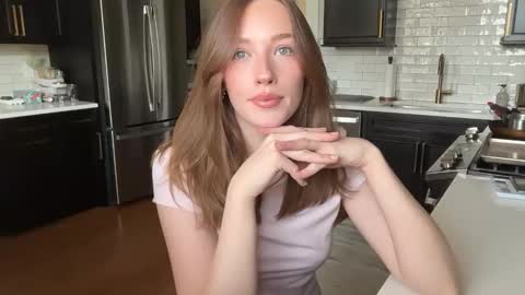 Snapshot of sheababyyy chatting on 06-11-26, 02:59 Shea xx online show from 06-11-26, 02:59