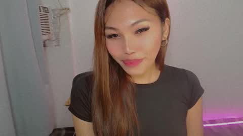 Snapshot of shealana69 chatting on 12-04-24, 03:54 MY IG Shealana69 online show from 12-04-24, 03:54