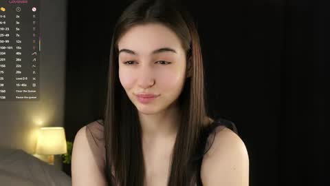 Tessa online show from 04-21-26, 02:51