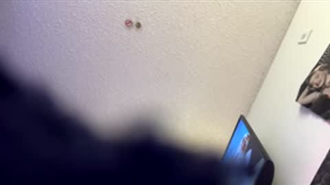 Snapshot of shelbsss17 chatting on 03-31-26, 06:25 shelbsss17 online show from 03-31-26, 06:25