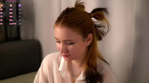 Lina online show from 05-14-26, 03:52