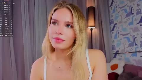 Lina online show from 07-11-26, 03:09