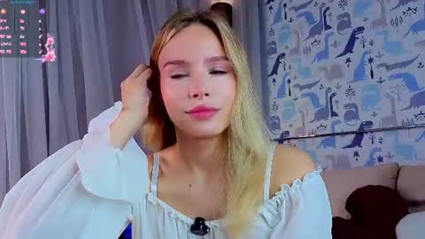 Lina online show from 07-24-26, 01:47